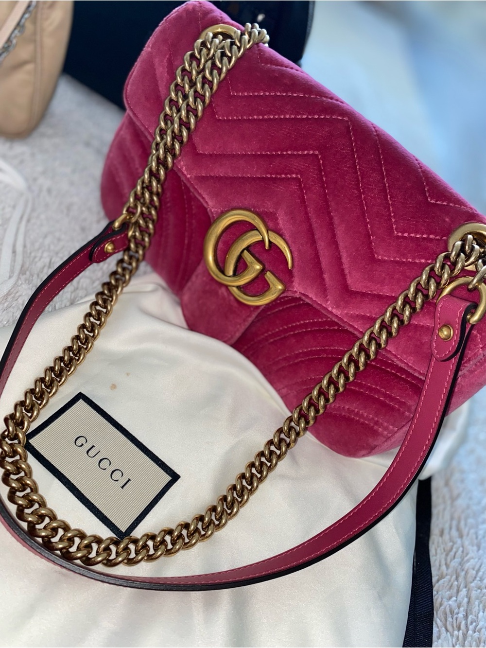 Pink GUCCI Fuchsia/Velvet GG Marmont • Shoulder & Crossbody Purse